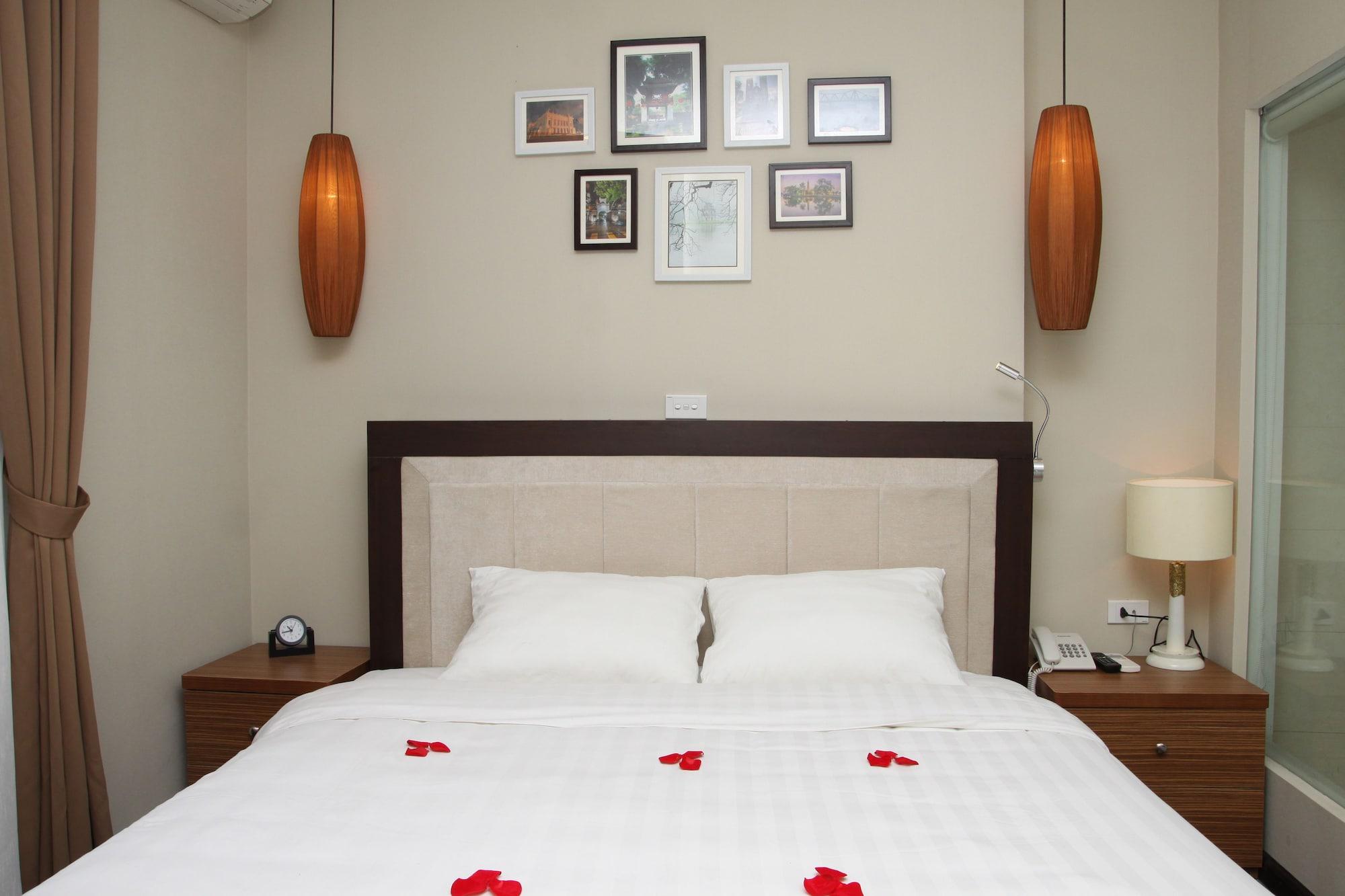 Golden Moon Suite Hotel & Travel Hanoi Zewnętrze zdjęcie